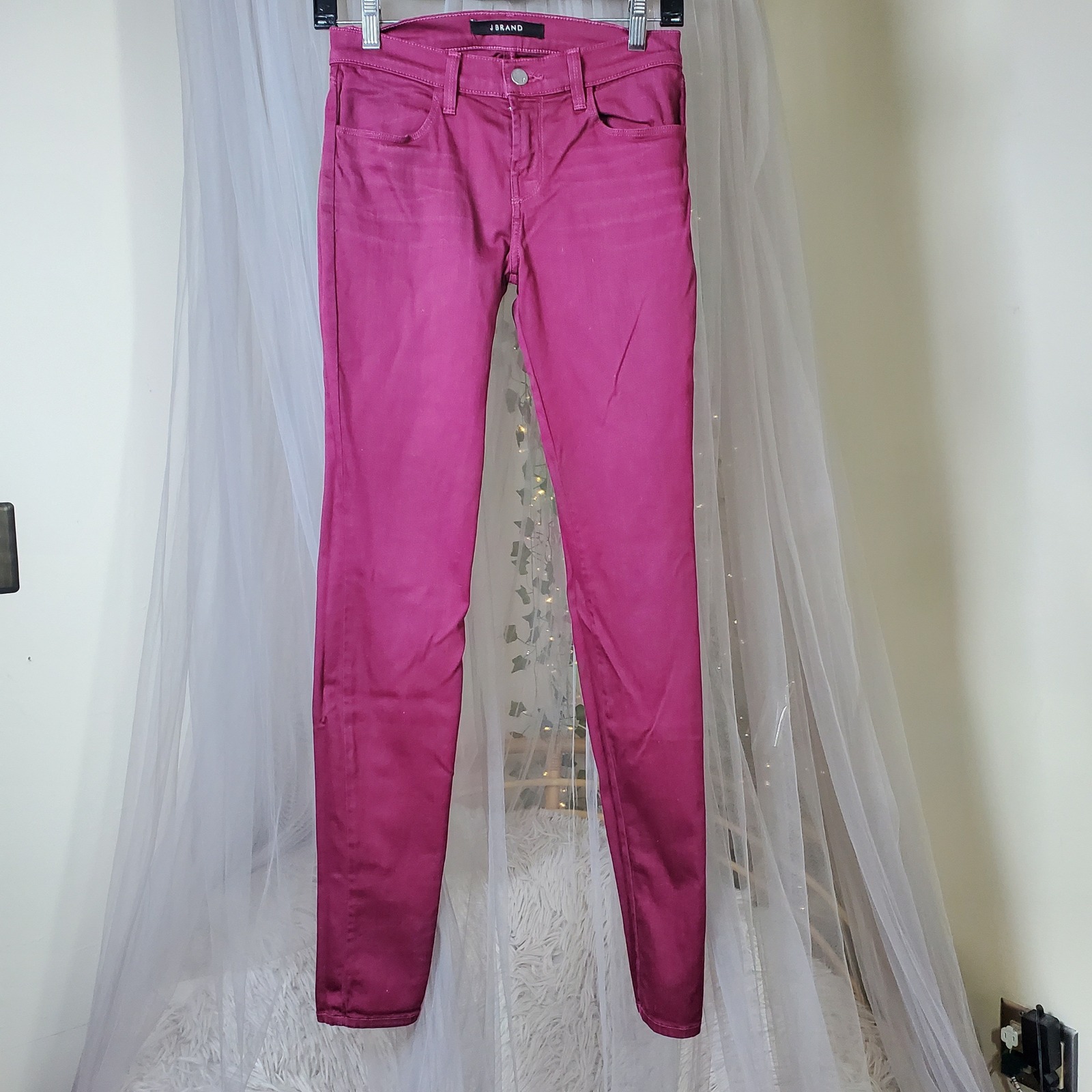 J Brand Fuchsia Cigarette Skinny Jeans Indie Going Out Clubwear 28x31 Size 26
